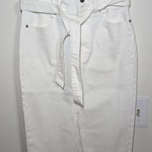 NWT VERONICA BEARD White Denim Knee Length Pencil Skirt Sz 4